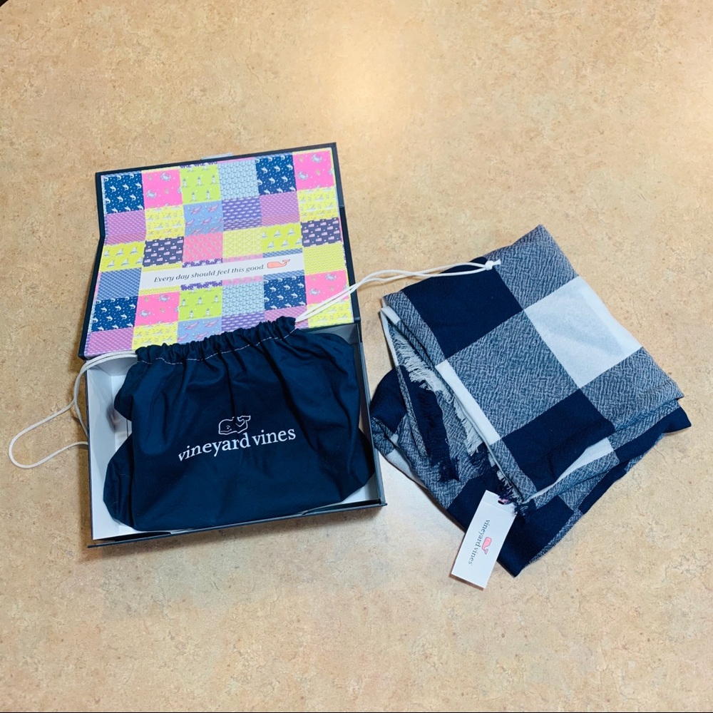 Vineyard Vines Blue & White Plaid Scarf NEW!